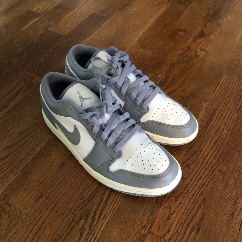 Air Jordan 1 Low Vintage Grey mens 9.5